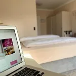 Zum Rosenteich Hotel Bad Zwischenahn