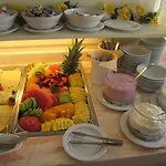 Zum Rosenteich Otel