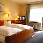 Zum Rosenteich Hotel 3*