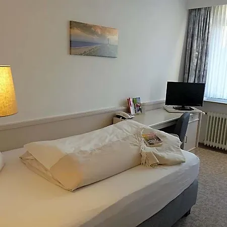 Hotell Zum Rosenteich Bad Zwischenahn
