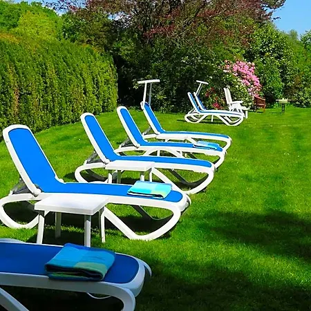 Zum Rosenteich Hotell 3*