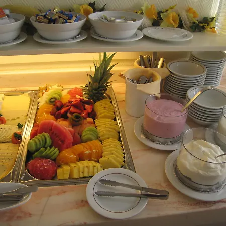 Zum Rosenteich Hotell