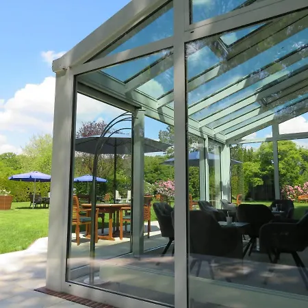 Zum Rosenteich Otel 3*