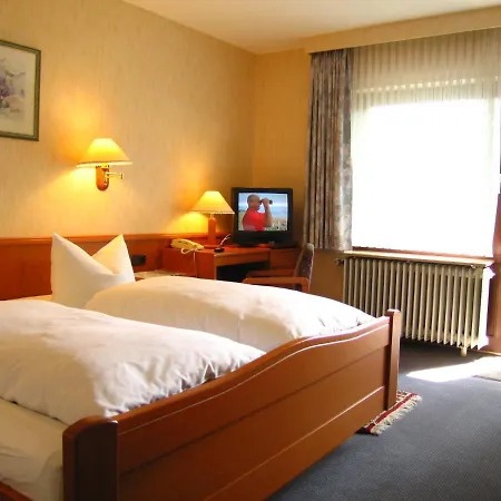 Zum Rosenteich Otel 3*
