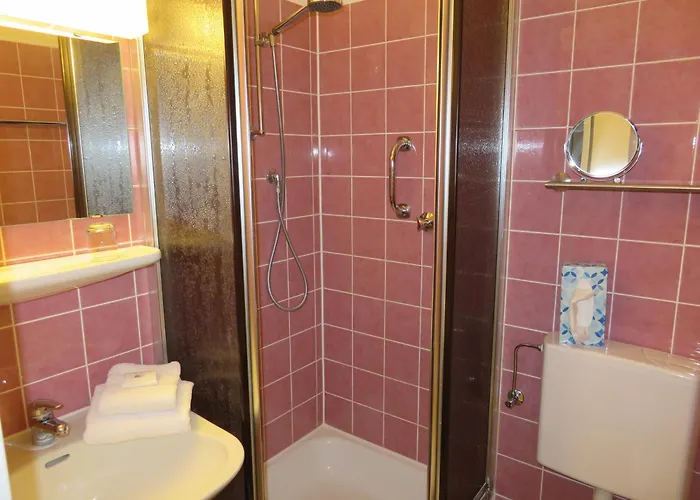 Hotel Zum Rosenteich Bad Zwischenahn