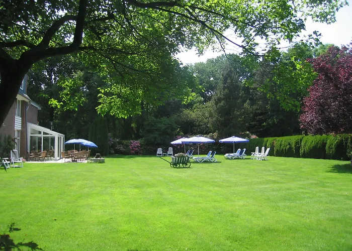 Zum Rosenteich Hotel 3*