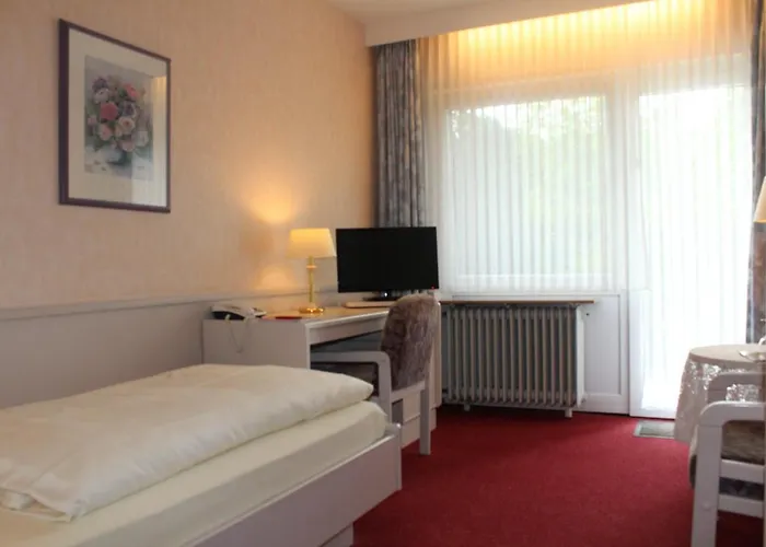 Zum Rosenteich Hotel 3*